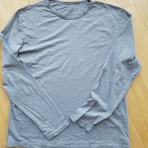 Long sleeve tee